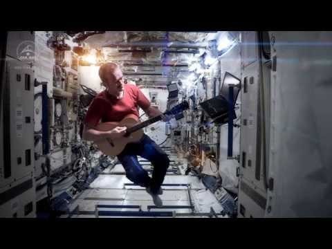 Space Oddity в космосе 