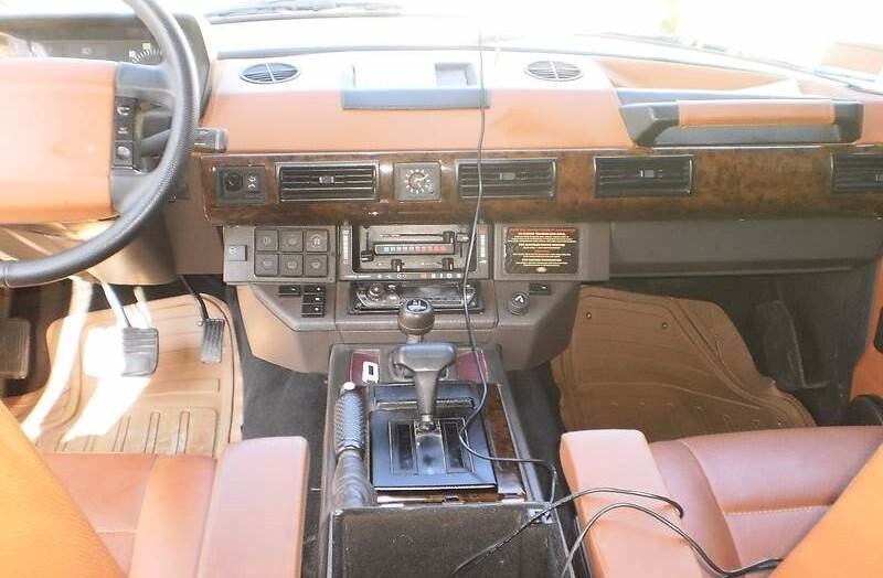 Перевоплощение старого Range Rover 80-х в современную модель