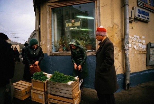 "Пустой" советский магазин