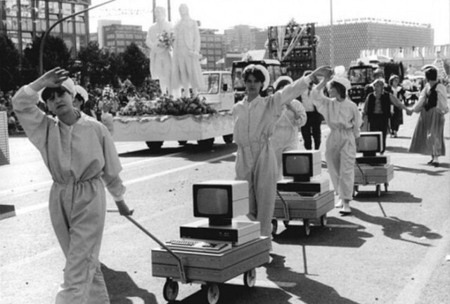16. Компьютеры производства ГДР на параде, 1987 год, Восточный Берлин 