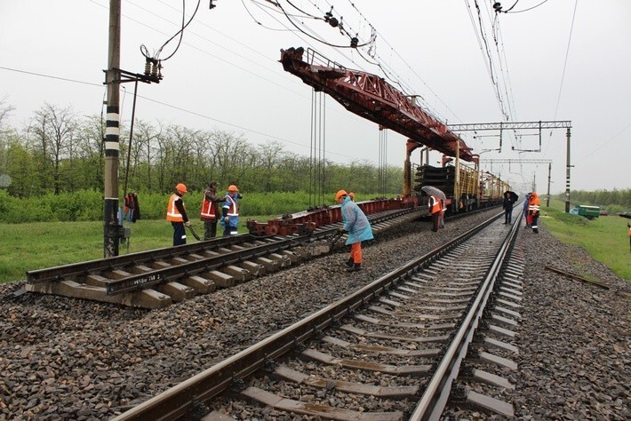 На Крымской железной дороге начался капитальный ремонт пути