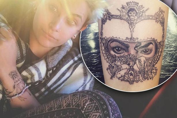 Дочь Майкла Джексона сделала себе татуировку в дань памяти своему легендарному отцу  