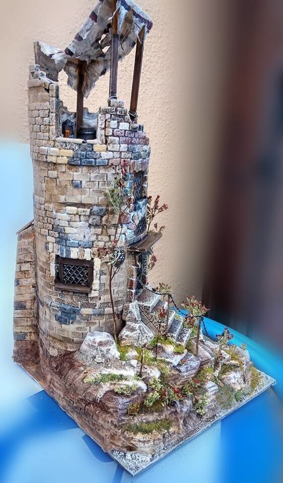 Сломанная башня