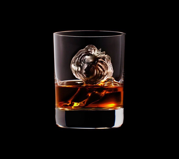 3D-лед от Suntory Whisky