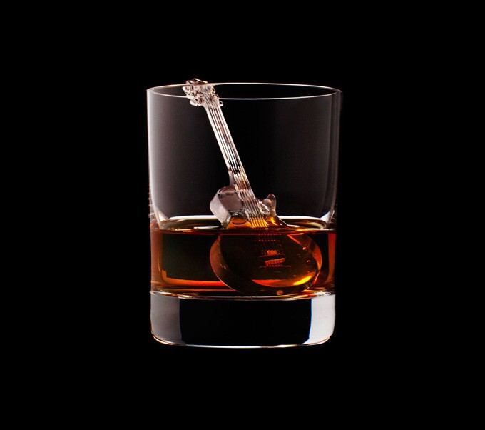 3D-лед от Suntory Whisky
