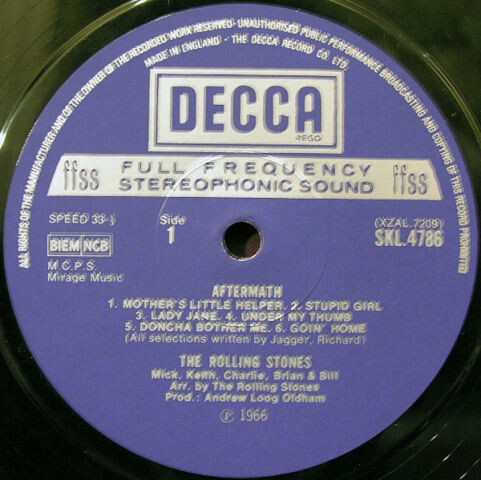 1950 	Фирма грамзаписи «Decca Records» выпустила первую в мире пластинку на 33,3 об/мин. 