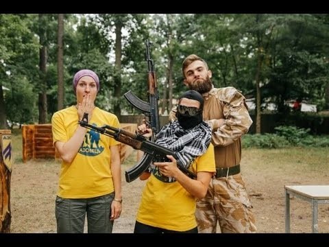 #ОниЖеДети с автоматами в руках — реалии Украинского Государства (ВИДЕО) 