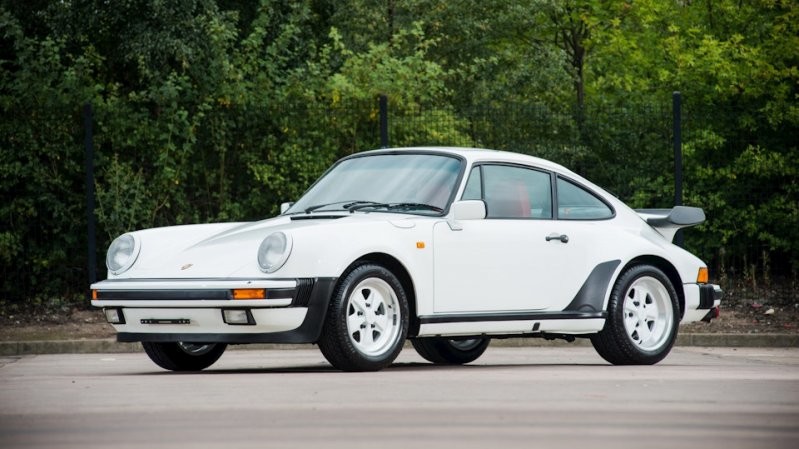 Porsche 911 1986 года с пробегом 743 километра