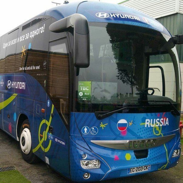 Автобус сборной России по футболу на чемпионате Европы-2016