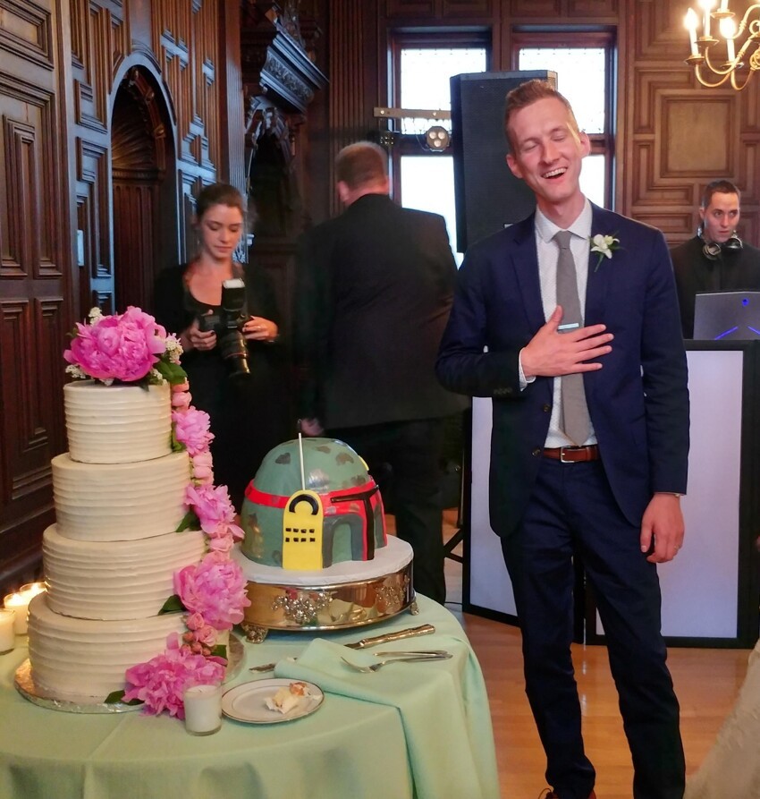 Торт-сюрприз для жениха 