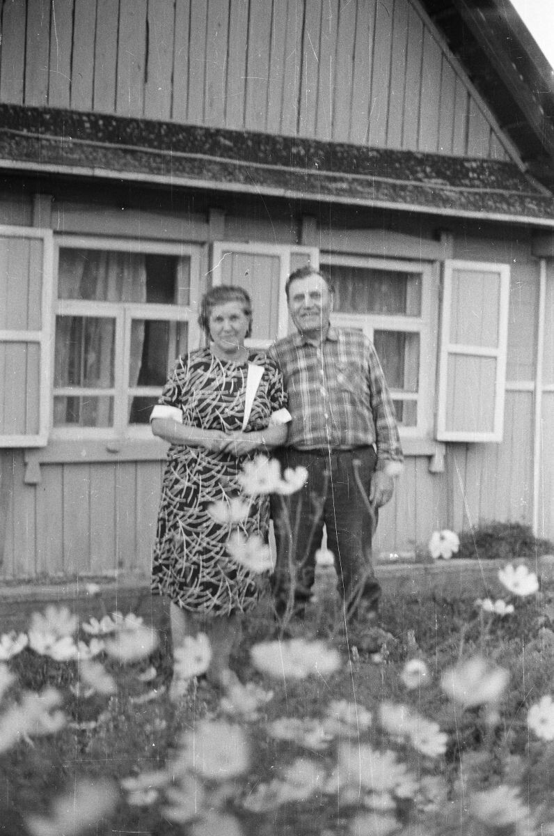 Иван Петрович и Тамара Николаевна Морозовы отправили письмо родным в Припять 30 лет назад. 