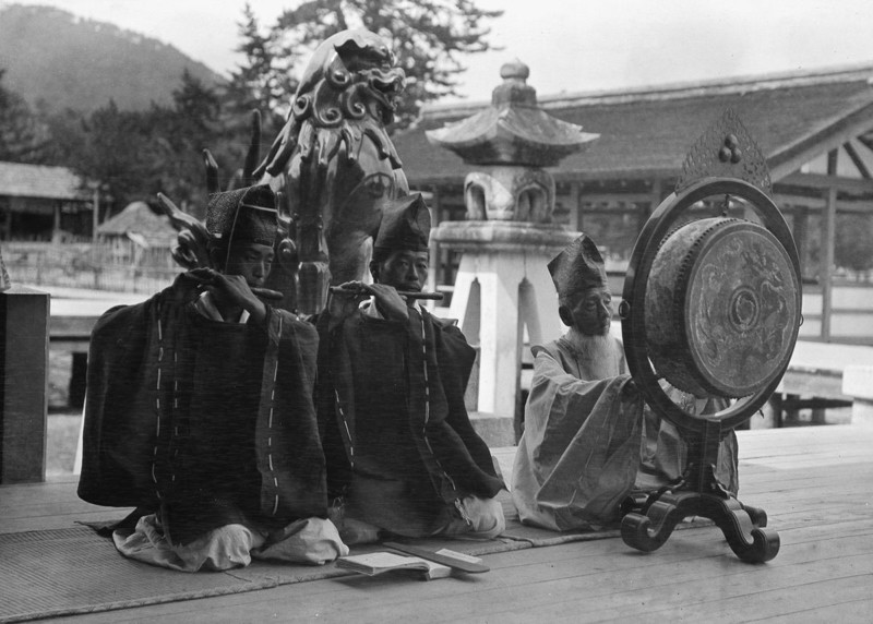 Фотографии Японии в эпоху перемен. Конец эры Мэйдзи в объективе Арнольда Генте