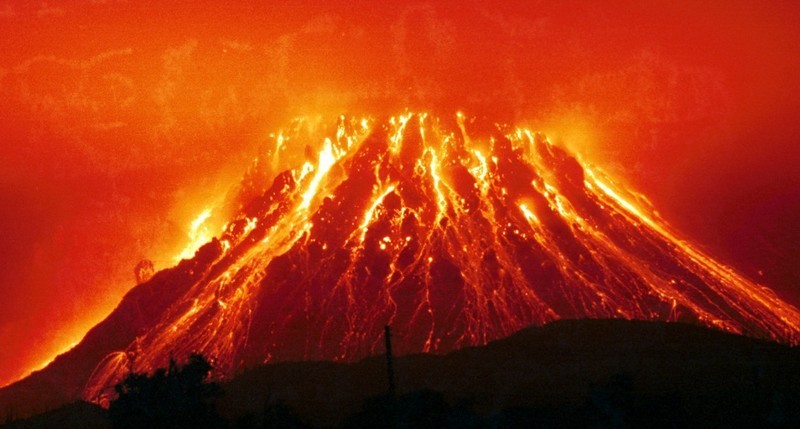 Опасные вулканы, готовые взорваться в любой момент