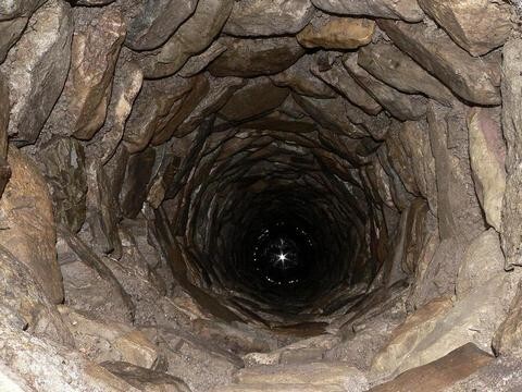 Самый глубокий колодец в мире вырытый в ручную Вудингдин