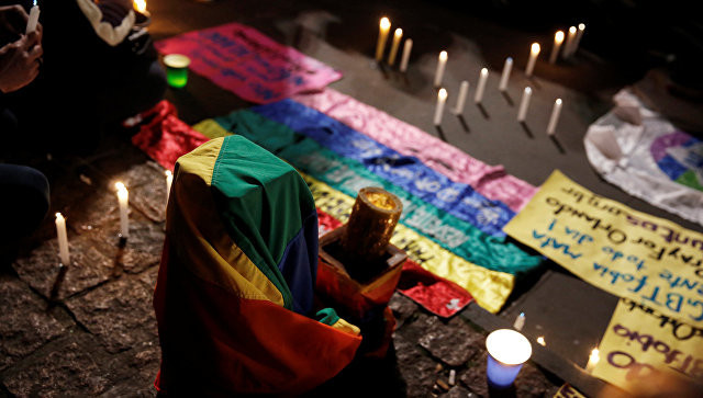 Отец стрелка из Орландо осудил гомосексуалов после теракта в гей-клубе