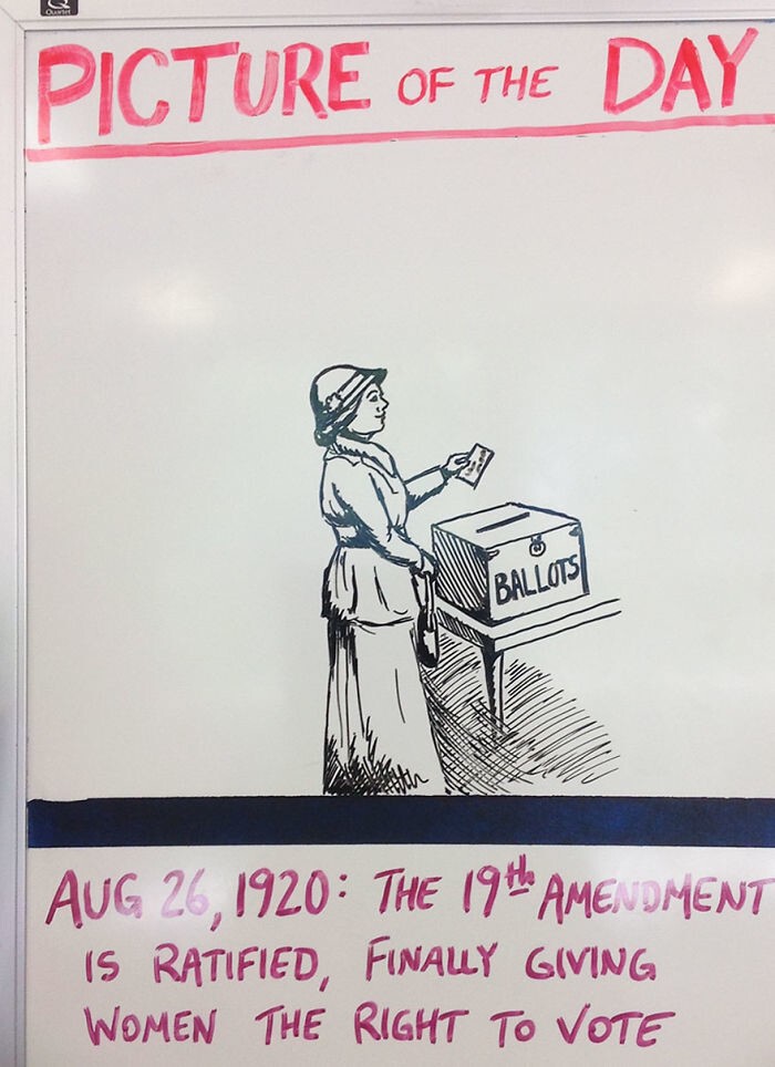 "26 августа 1920 года: была принята девятнадцатая поправка, женщинам наконец-то даровалось избирательное право"