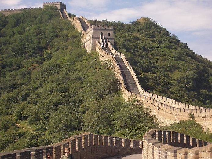 Миф: Китайская стена — единственный рукотворный объект, который виден из космоса невооружёнными взглядом.