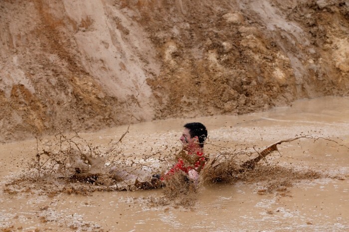 Грязевые гонки (Mud Race) в Испании