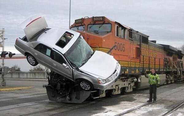 Аварии на железнодорожных переездах