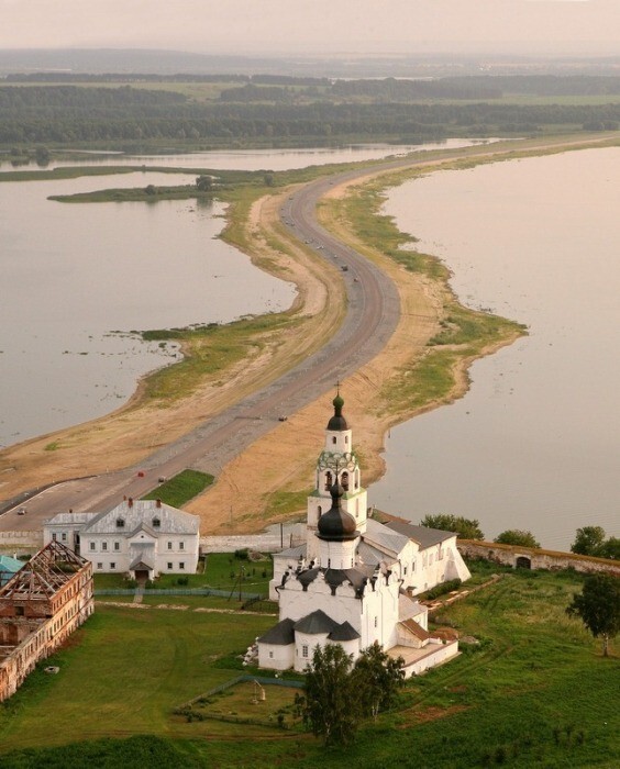 Остров Свияжск - неприступный форпост России с трагической историей