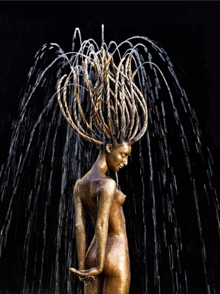 Поэтические и изящные скульптуры, дополненные струями воды