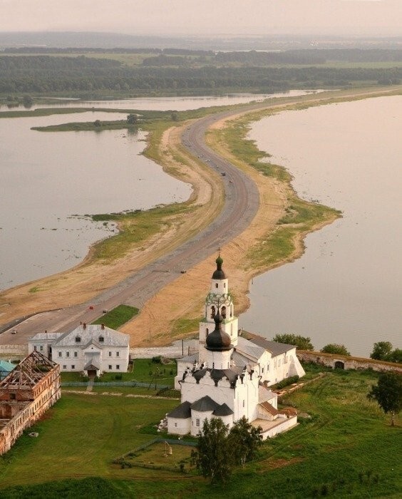 Остров Свияжск – неприступный форпост России с трагической историей