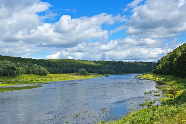 Волга       Годовой сток воды: 254,18 куб. км