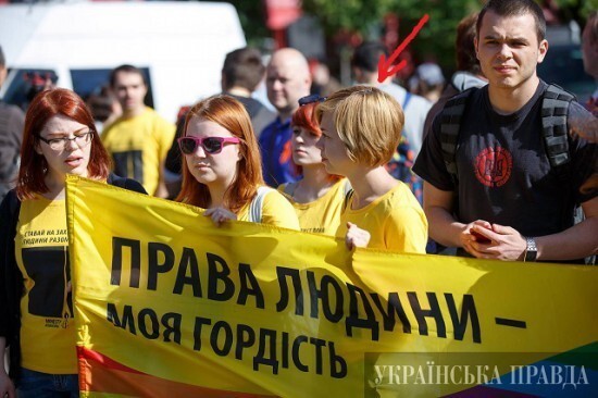 Почему на Украине гомосеки сильней правосеков