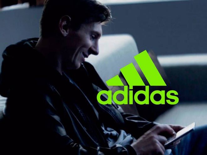 Самым большим его спонсором является Adidas, заплативший за год более 10 млн. долларов
