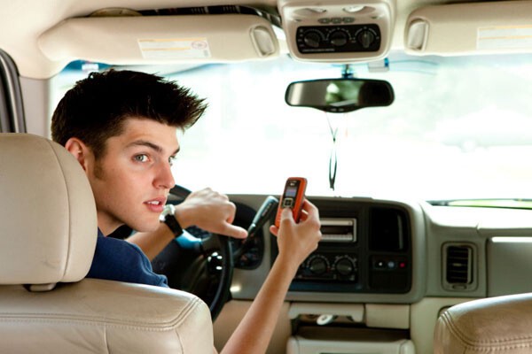  Пора за руль: как учить ребенка водить машину