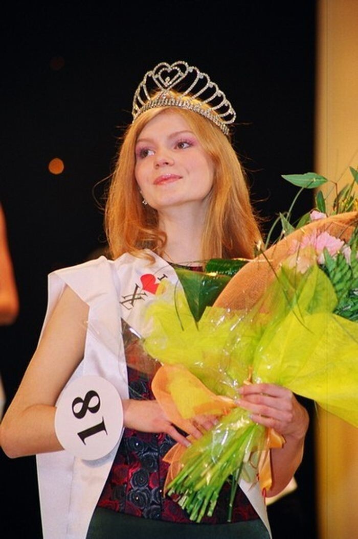 "Мисс Москва-2002" - Марина Федосова (18 лет)
