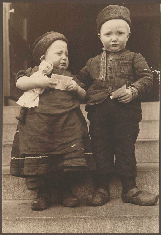 Вот как выглядели голландские дети в 1910 году