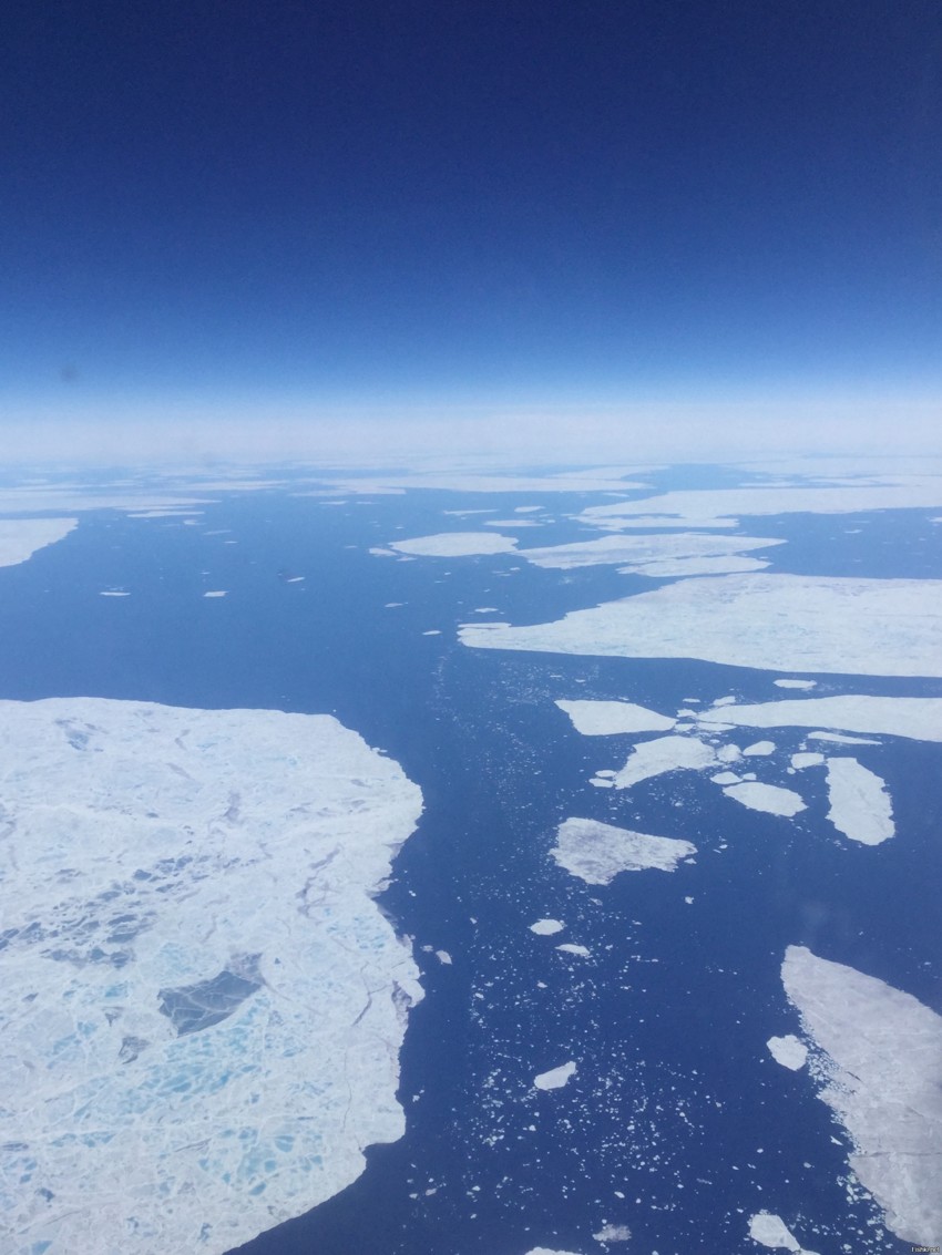 Лечу над Северным-Ледовитым океаном