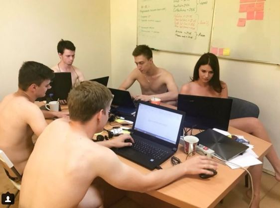 Раздевайся и работай!