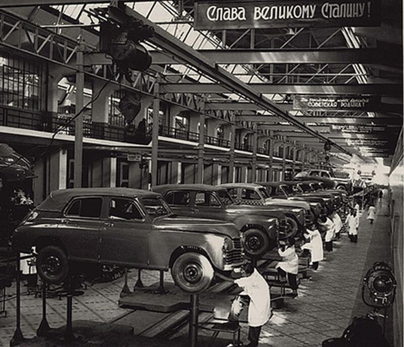 70 лет назад, 28 июня 1946 года, с конвейера сошли первые автомобили ГАЗ-М-20 «Победа»