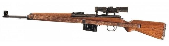 Первые автоматические самозарядные винтовки в пехоту вермахта стали поступать лишь с конца 1941 года, это были Walther G.41.