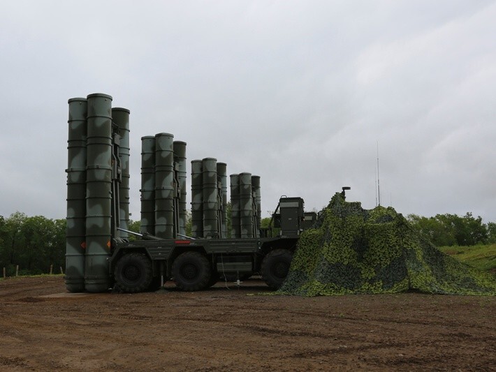 6. Зенитные ракетные комплексы С-300ПС заступили на боевое дежурство по защите Южной Сибири