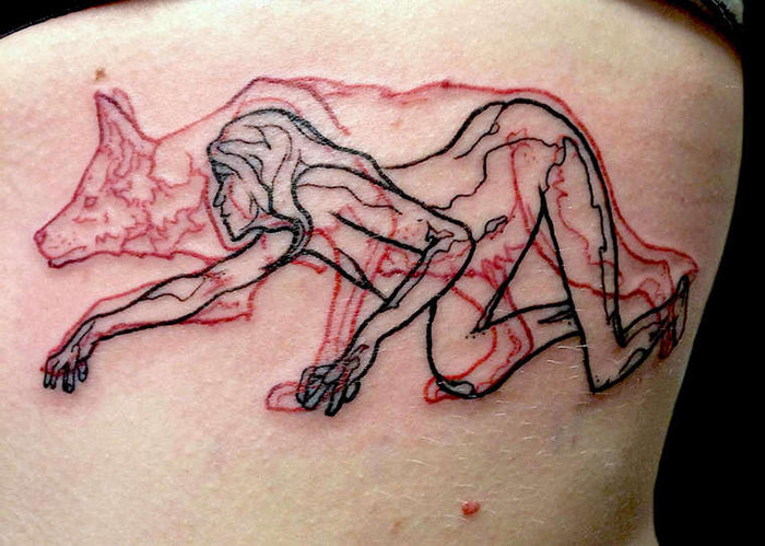 Татуировки, совмещающие женскую красоту с животной сущностью