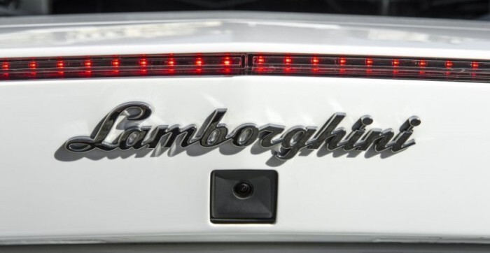 3. Lamborghini Aventador — камера заднего вида — $ 4 900