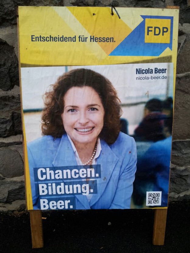 9. Политик с фамилией "Пиво" (Beer) - ну наконец-то политик, которому можно верить! 