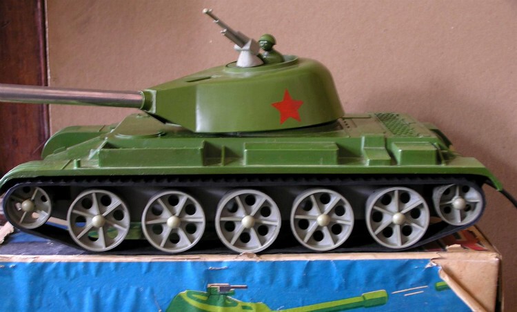 Советские игрушки, которые теперь стоят очень дорого