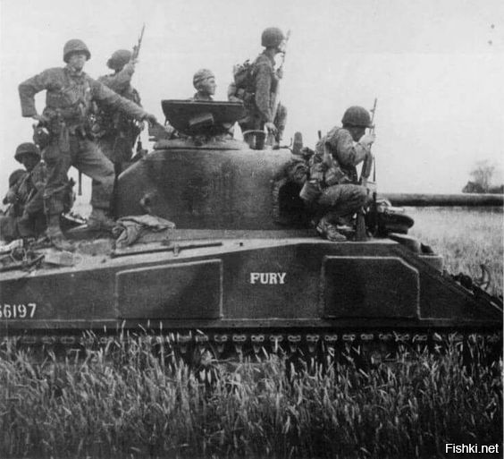 M4 Sherman «Fury» в ходе операции "Кобра"