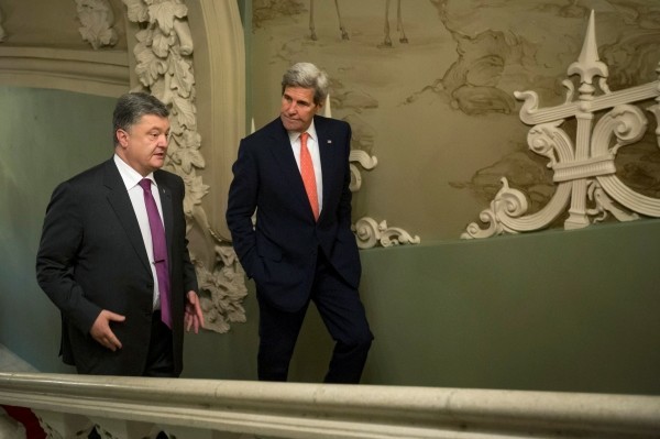 Украина будет координировать с НАТО усилия по возвращению Крыма