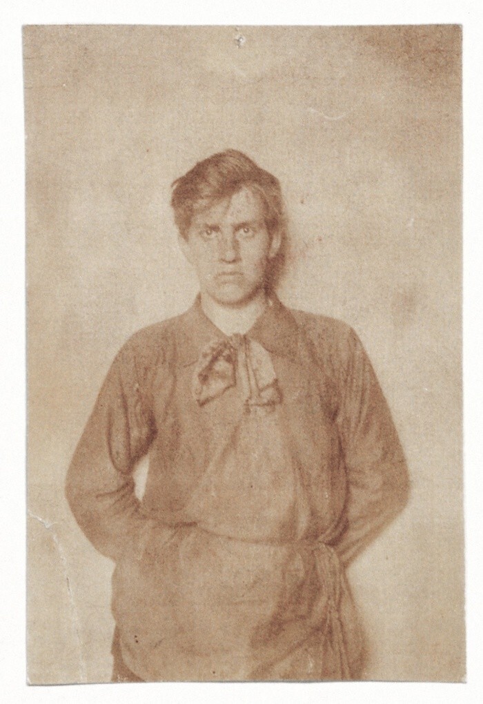 Владимир Маяковский в Москве, 1910 год