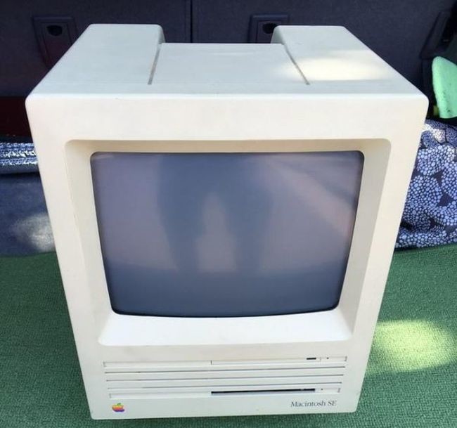 Macintosh SE с сюрпризом