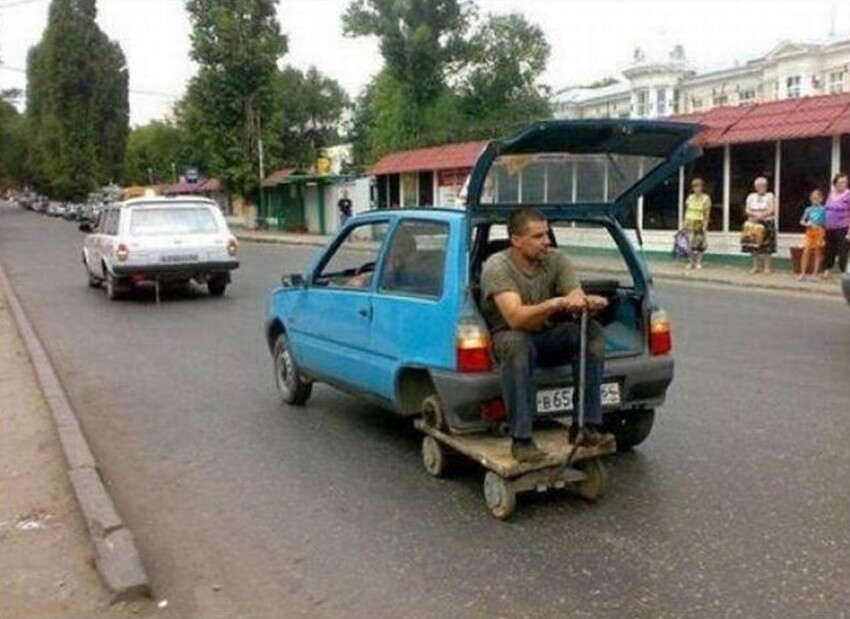 Автомобиль, который стал первым удачным семиколесным прототипом