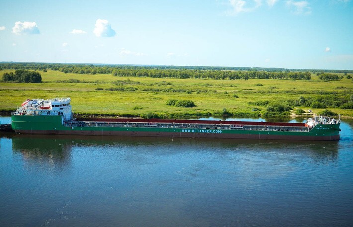 14. Компания «БФ танкер» приняла в эксплуатацию танкер проекта RST54 «Балт-Флот 6»
