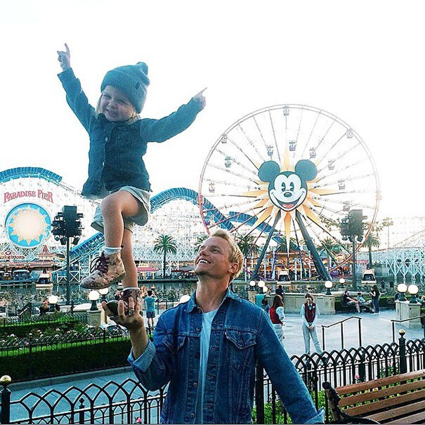 Горячие папочки Диснейленда: лучший аккаунт в Instagram* для девушек