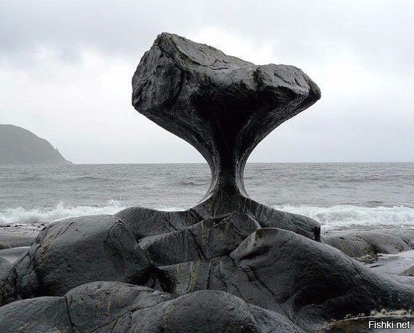 Наглядный пример того, как вода точит камень 