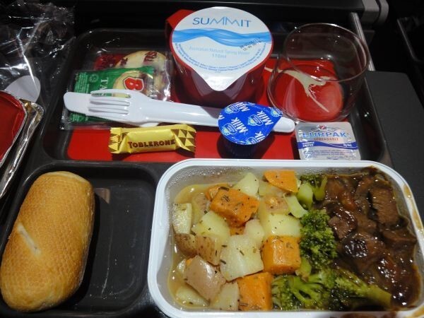 Пилоты получают разную еду, чтобы оба не отравились. А вы?